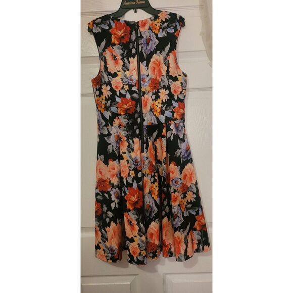 Biacci Women's Floral Dress - Picture 2 of 5